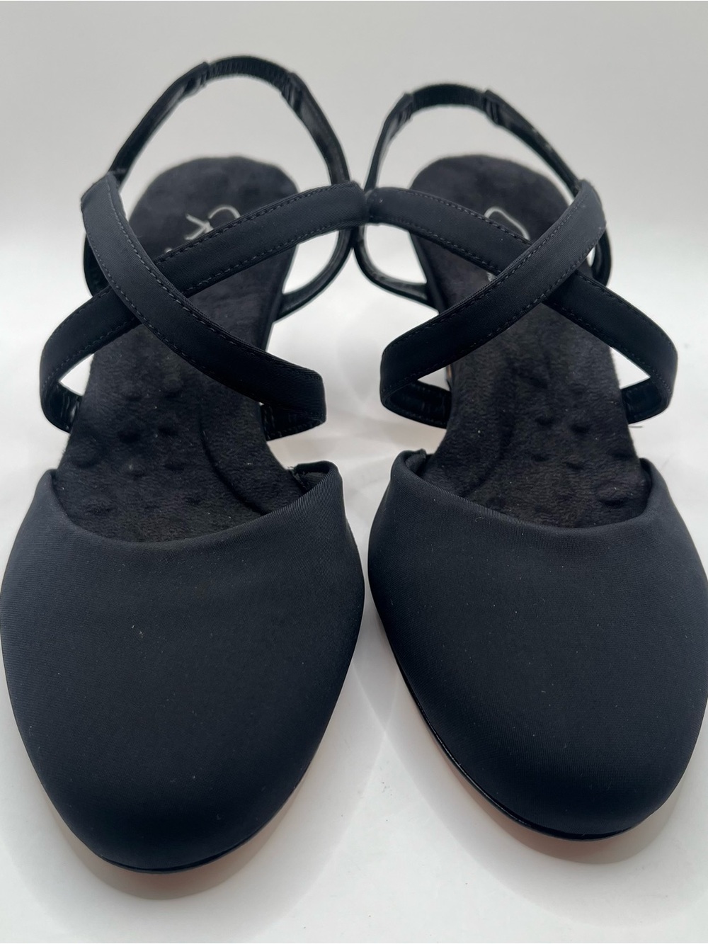 Ros Hommerson New Women's 8.5 Caliente Black Slingback Low Heel Pumps - Picture 2 of 7